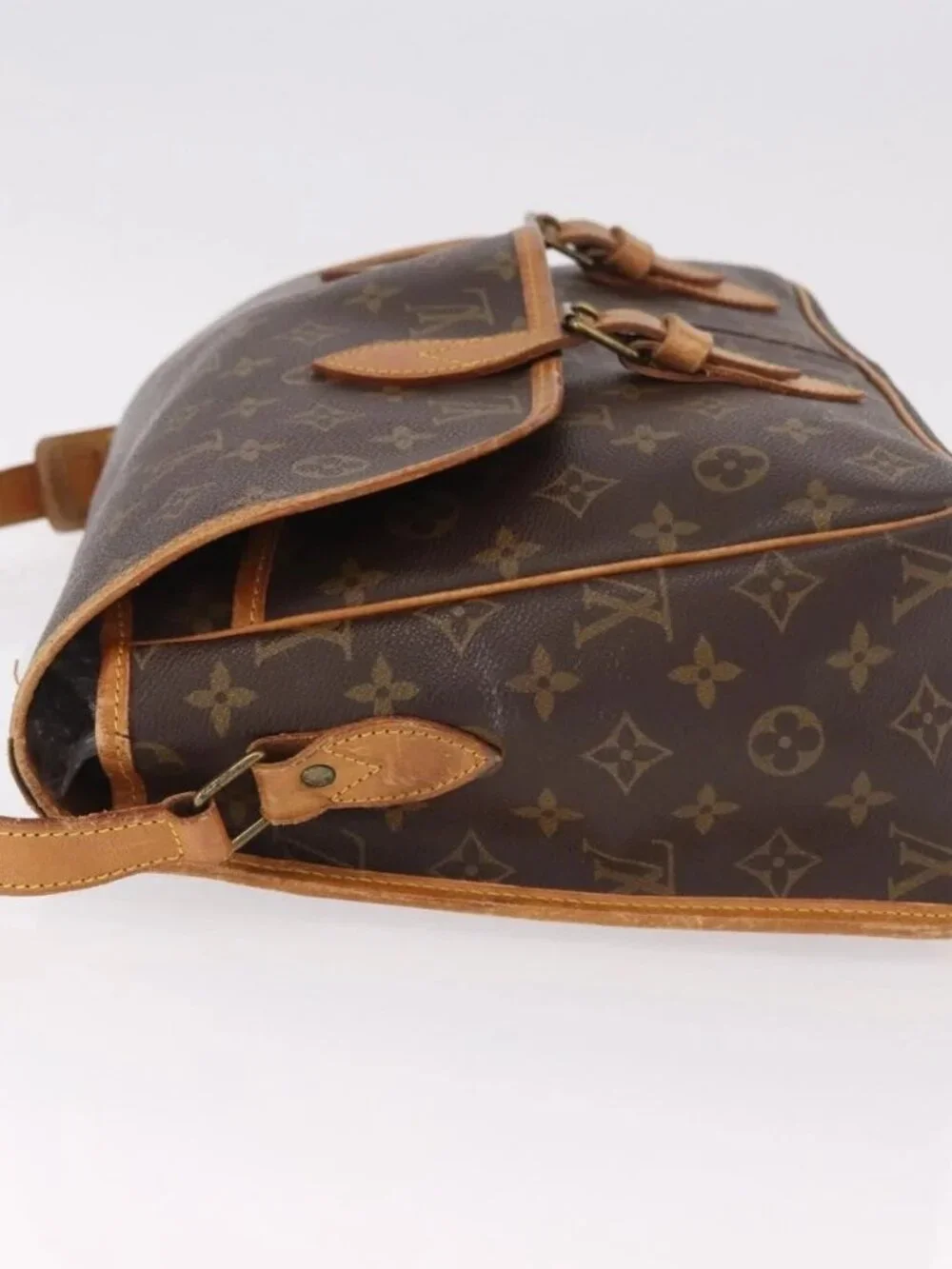 LOUIS VUITTON Monogram Gibeciere GM Shoulder Bag M42246 LV Auth 188421